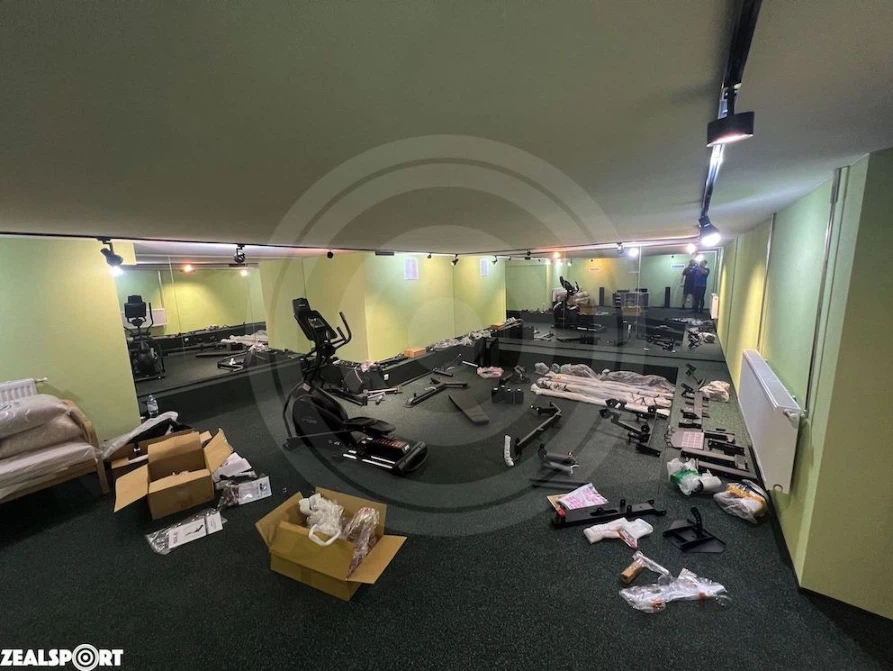 Монтаж тренажеров в спортзале 18 кв.м частного дома